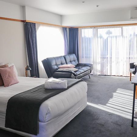 The Beachcomber Hotel 넬슨 외부 사진