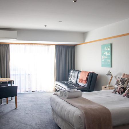 The Beachcomber Hotel 넬슨 외부 사진