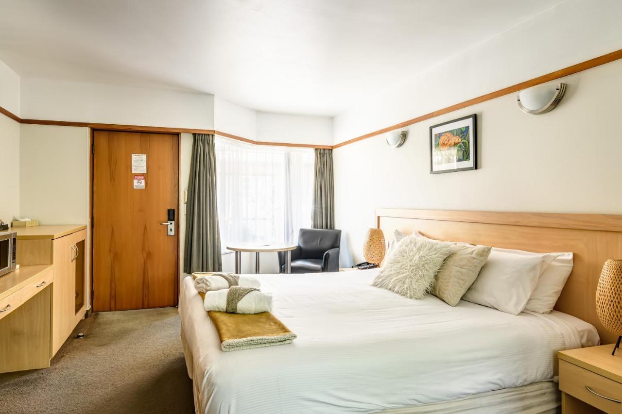 The Beachcomber Hotel 넬슨 외부 사진